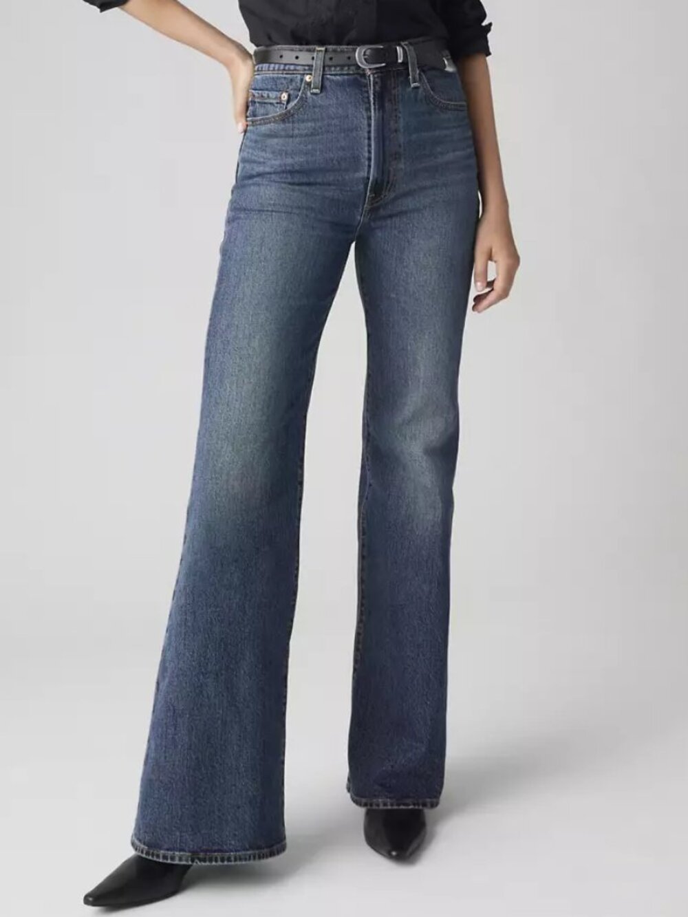 LEVI'S RIBCAGE BELL BOTTOM JEANS HIGH RISE FLARE STRETCH DENIM sz 32